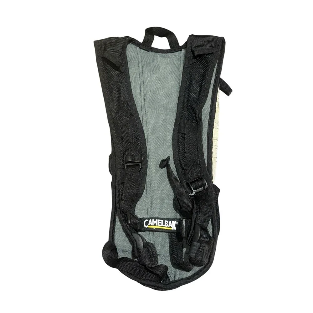 CamelBak Rogue 2L Hydration Backpack Black/Grey Pump-Port For Hiking/Cycling